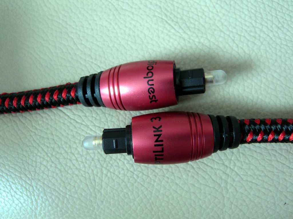 AQ Optical Cable 04.jpg